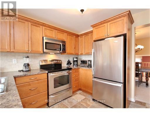 287 Knudson Drive, Ottawa, ON, K2K 2N8 - 8