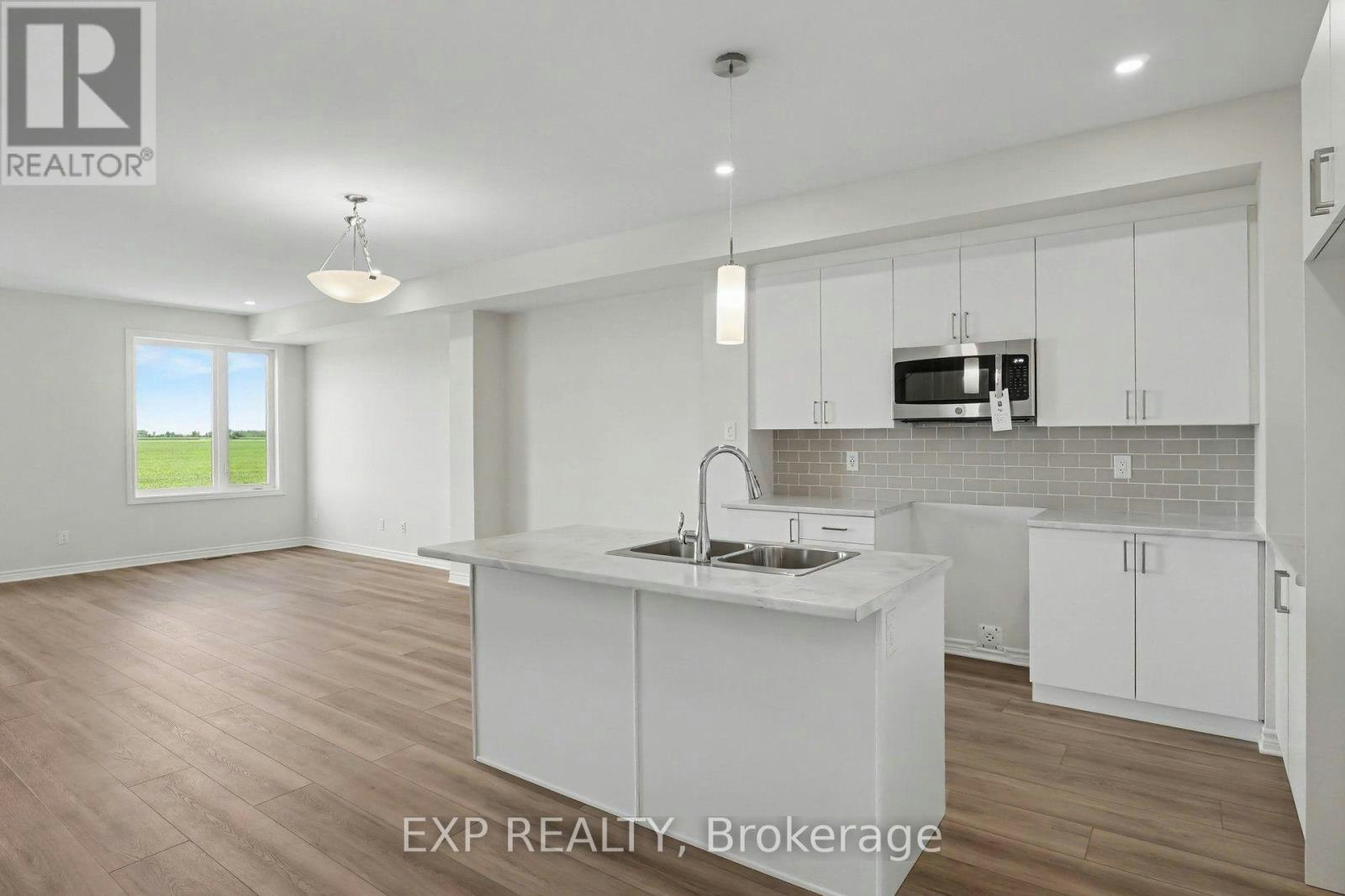 288 Labelle Street, Russell, ON, K0A 1W0 - 8