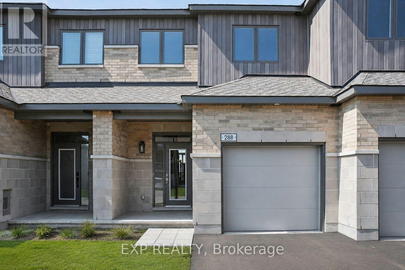 288 Labelle Street, Russell, ON, K0A 1W0
