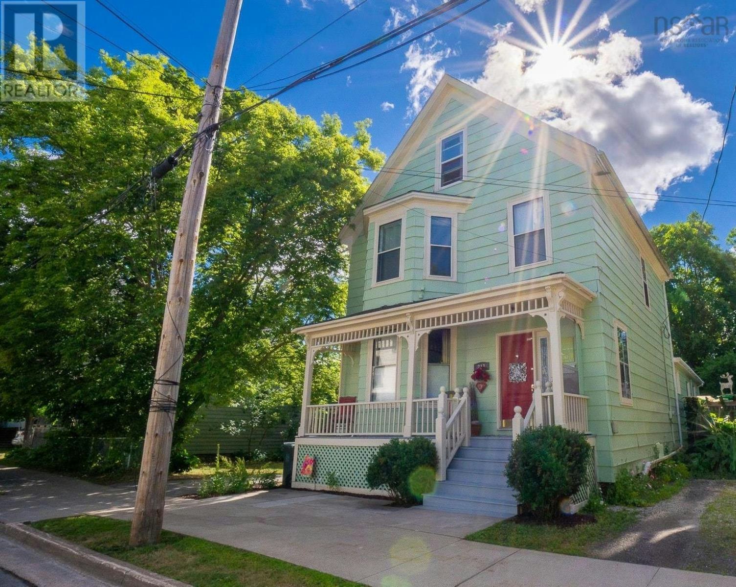 213 Victoria Street, Windsor, NS, B0N 2T0