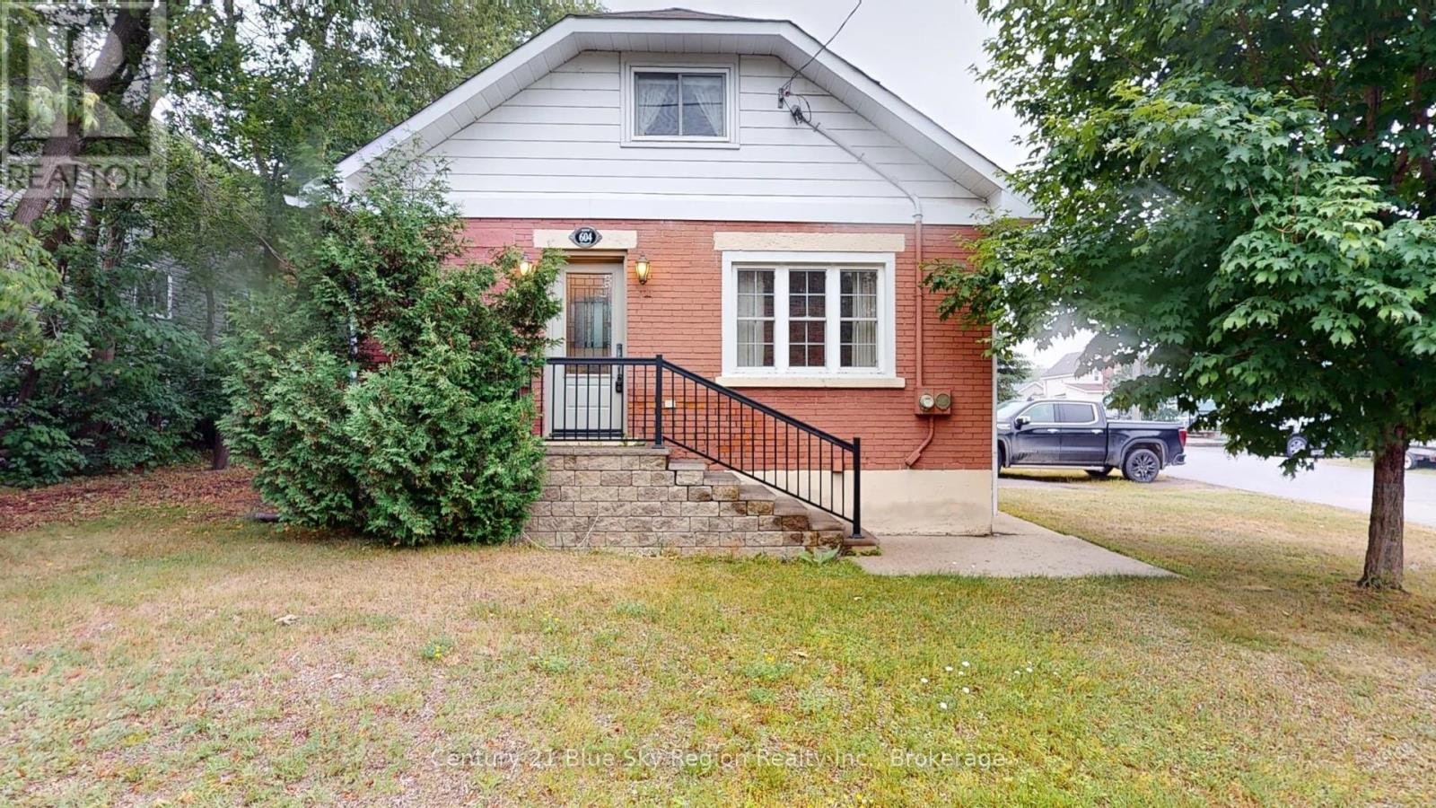 604 Galt Street, North Bay, ON, P1B 5M8