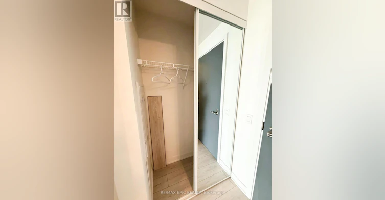 901-5858 Yonge Street, Toronto, ON, M2M 0C6 - 3