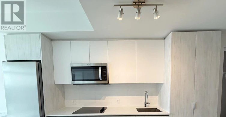 901-5858 Yonge Street, Toronto, ON, M2M 0C6 - 5
