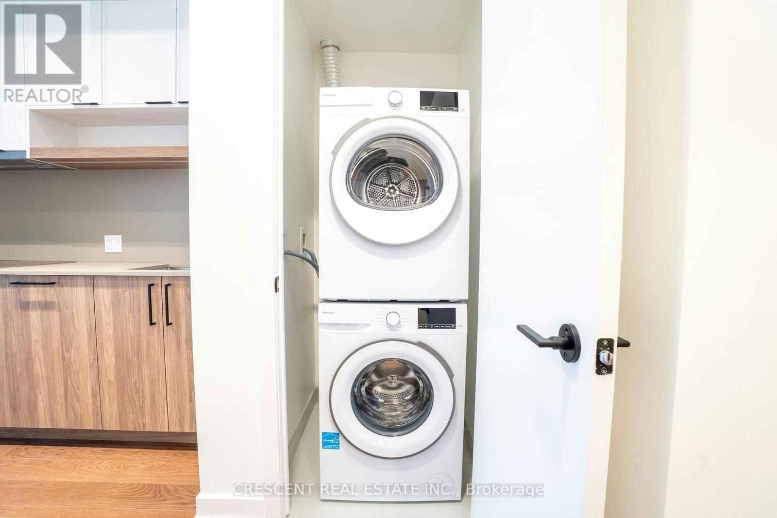 201-91 Montclair Avenue, Toronto, ON, M5P 0B1 - 12