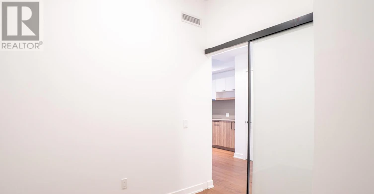 201-91 Montclair Avenue, Toronto, ON, M5P 0B1 - 9