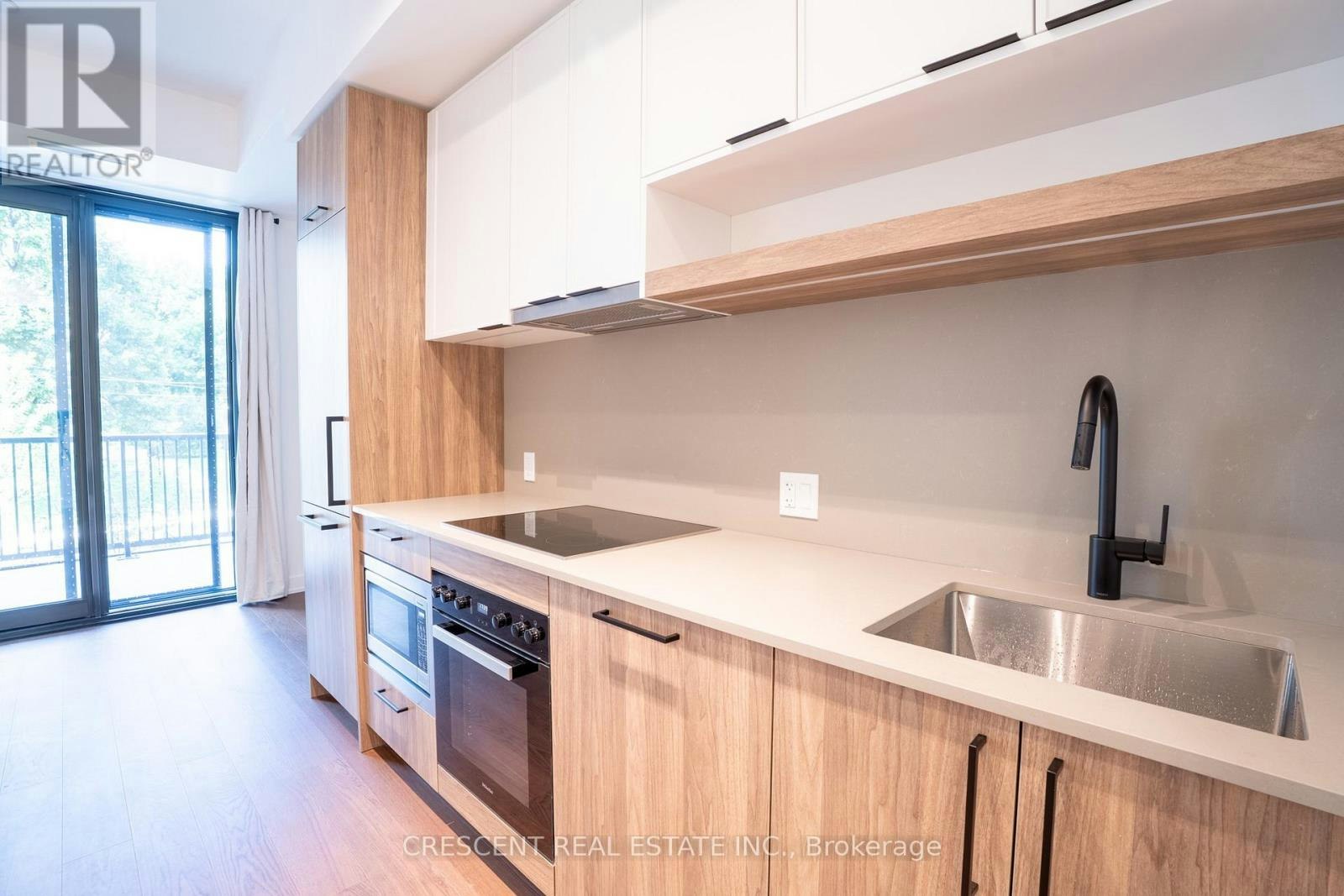 201-91 Montclair Avenue, Toronto, ON, M5P 0B1 - 2