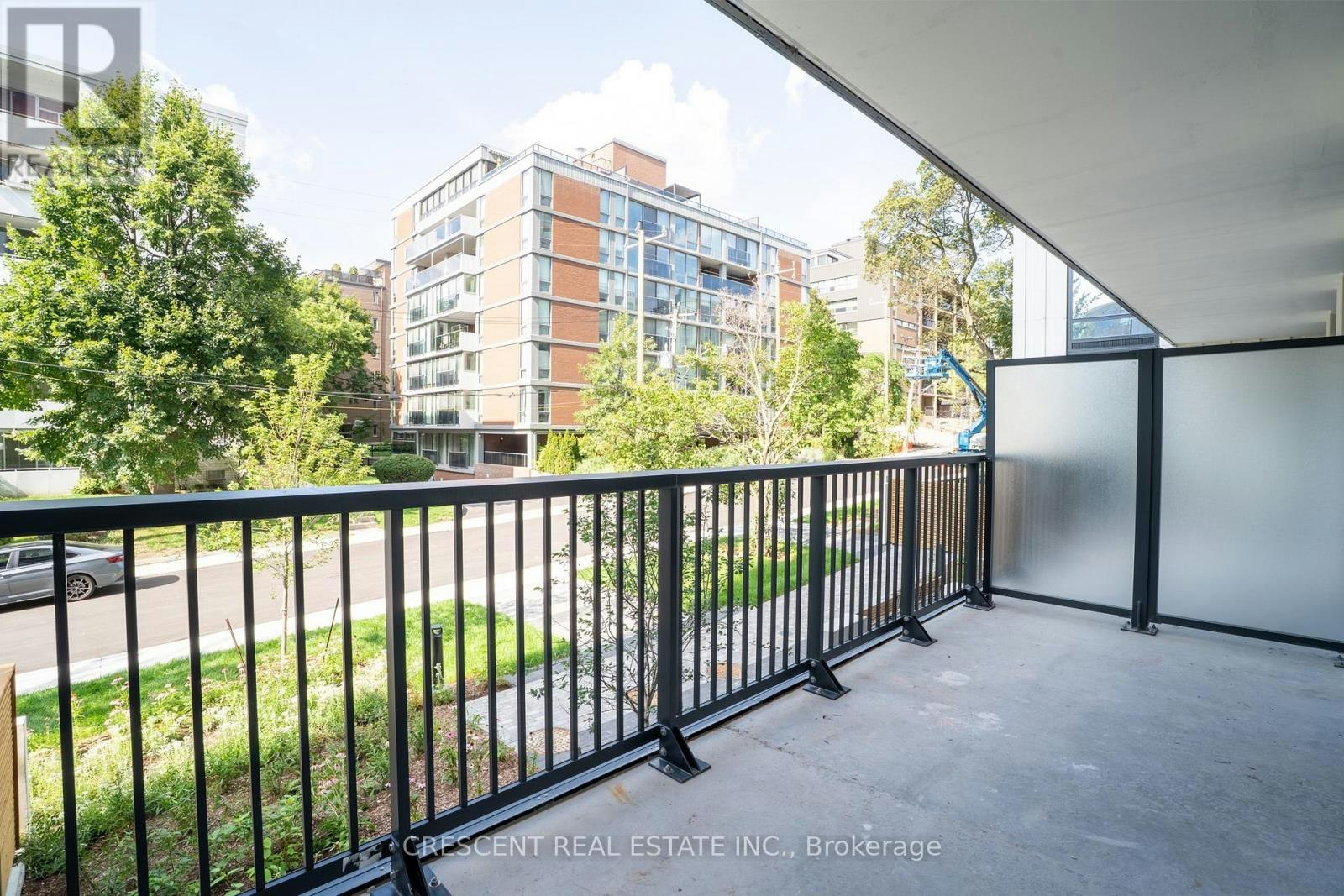 201-91 Montclair Avenue, Toronto, ON, M5P 0B1 - 13
