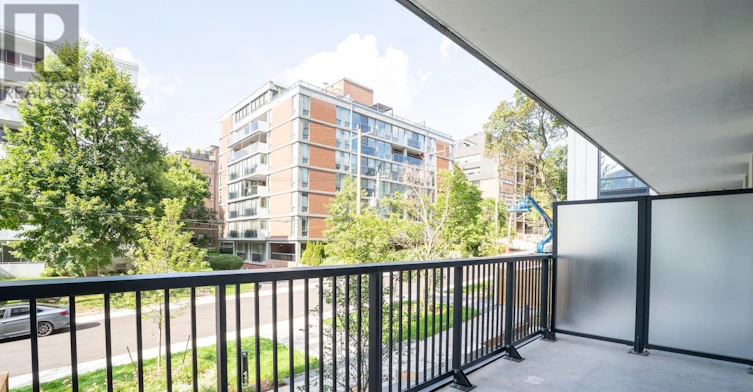 201-91 Montclair Avenue, Toronto, ON, M5P 0B1 - 13