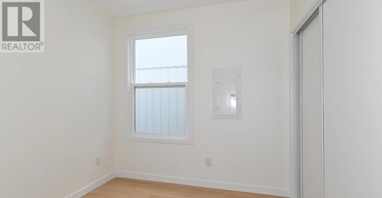 UPPER-113 Woodbine Avenue, Toronto, ON, M4L 3P1 - 13