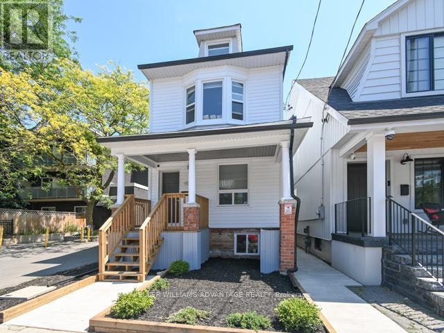 UPPER-113 Woodbine Avenue, Toronto, ON, M4L 3P1