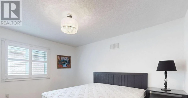 18 Bridleford Court, Markham, ON, L3P 7Z2 - 35
