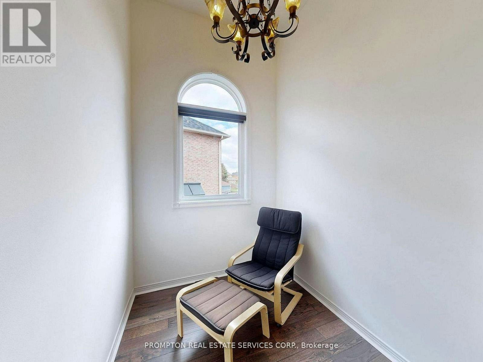 18 Bridleford Court, Markham, ON, L3P 7Z2 - 20