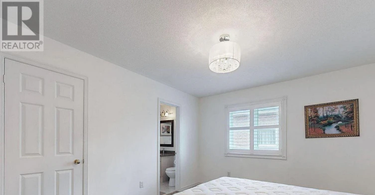 18 Bridleford Court, Markham, ON, L3P 7Z2 - 28