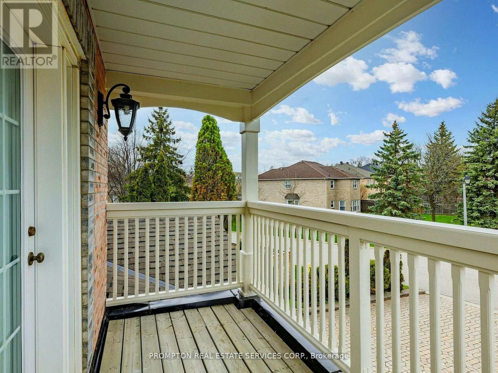 18 Bridleford Court, Markham, ON, L3P 7Z2 - 43
