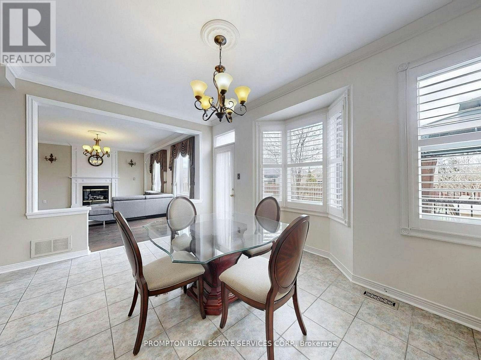 18 Bridleford Court, Markham, ON, L3P 7Z2 - 15