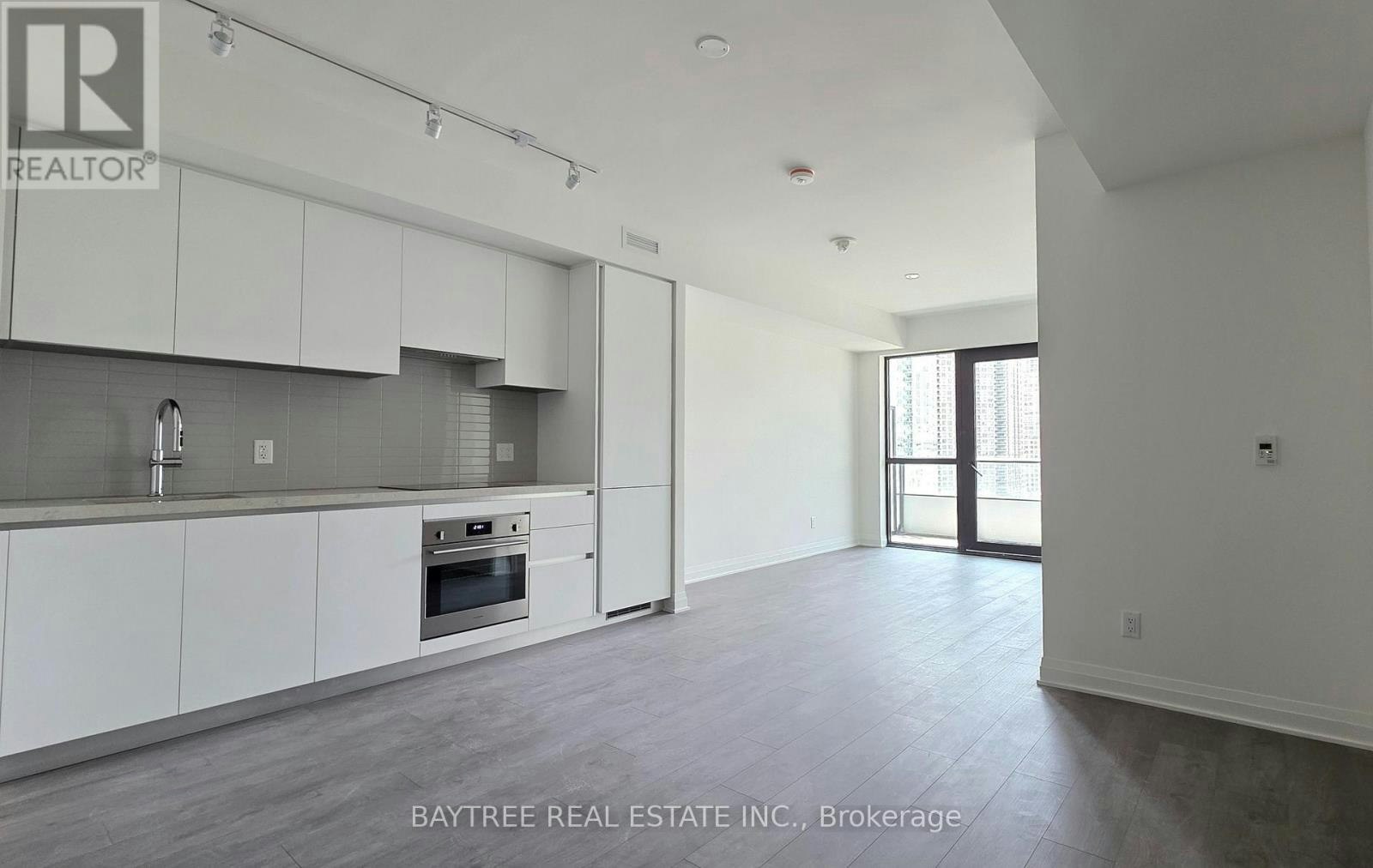 1006-4015 The Exchange, Mississauga, ON, L5B 0N9