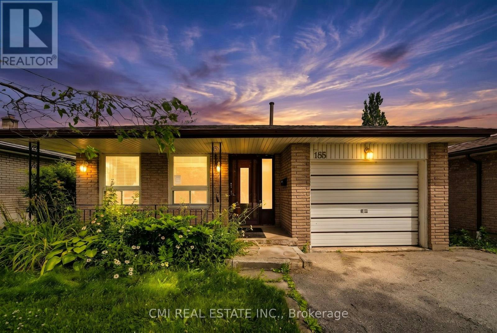 185 Lavina Crescent, Hamilton, ON, L9C 5S8