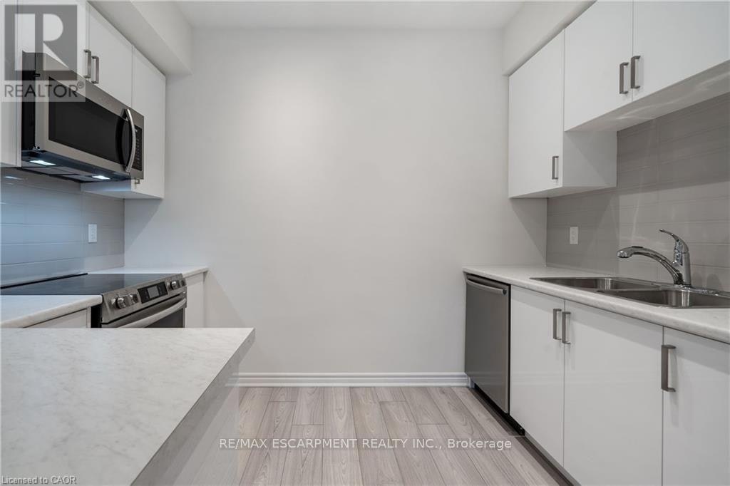 39-305 Garner Road, Hamilton, ON, L9G 5E6 - 11