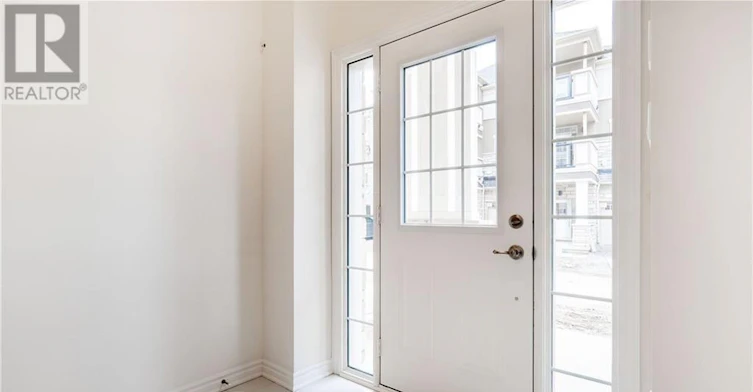 39-305 Garner Road, Hamilton, ON, L9G 5E6 - 3