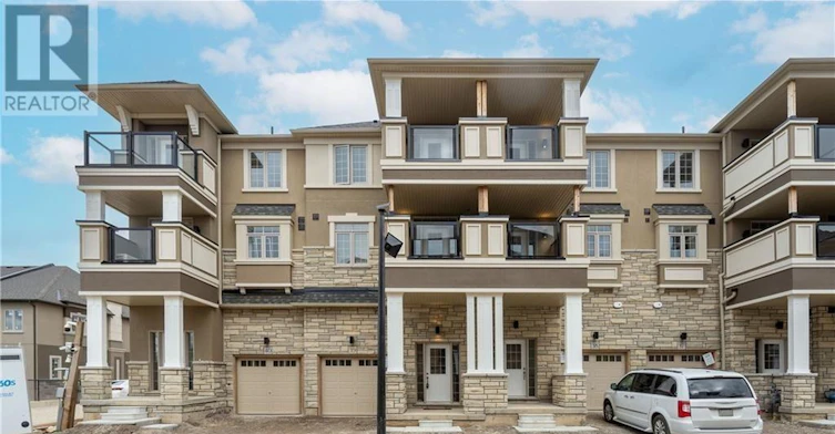 39-305 Garner Road, Hamilton, ON, L9G 5E6