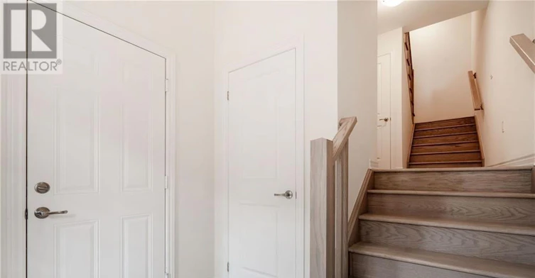 39-305 Garner Road, Hamilton, ON, L9G 5E6 - 4