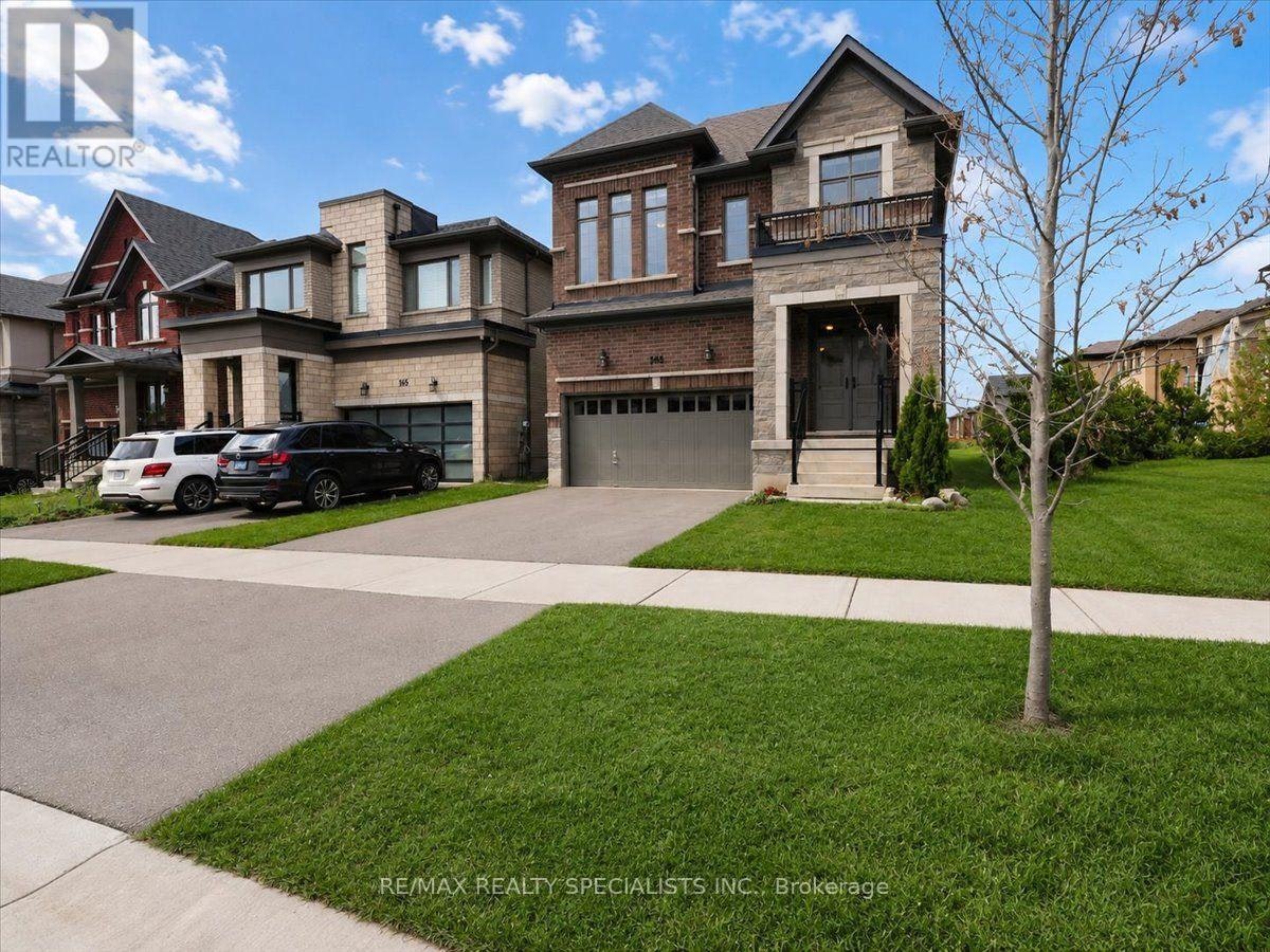 169 Silverwood Crescent, Woodstock, ON, N4T 0M6