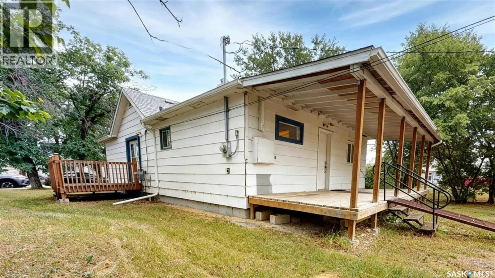 102-104 Marsh Street, Maple Creek, SK, S0N 1N0
