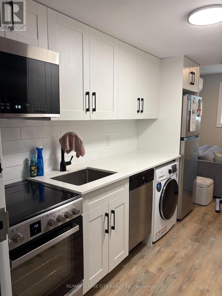2-400 Scenic Drive, London, ON, N5Z 3A8 - 5