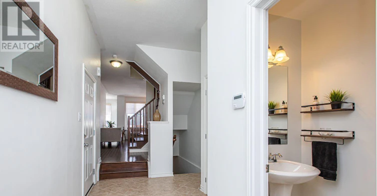 534 Rochefort Circle, Ottawa, ON, K4A 0M8 - 4
