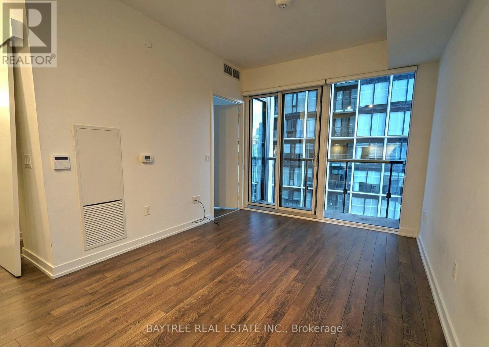 1917-158 Front Street E, Toronto, ON, M5A 0K9 - 3