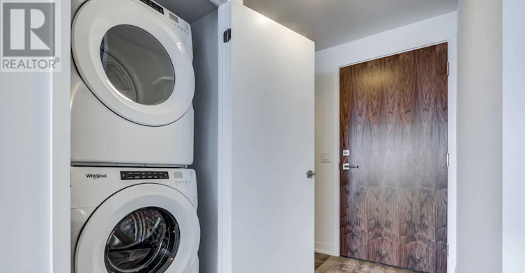 322-30 Baseball Place, Toronto, ON, M4M 0E8 - 16