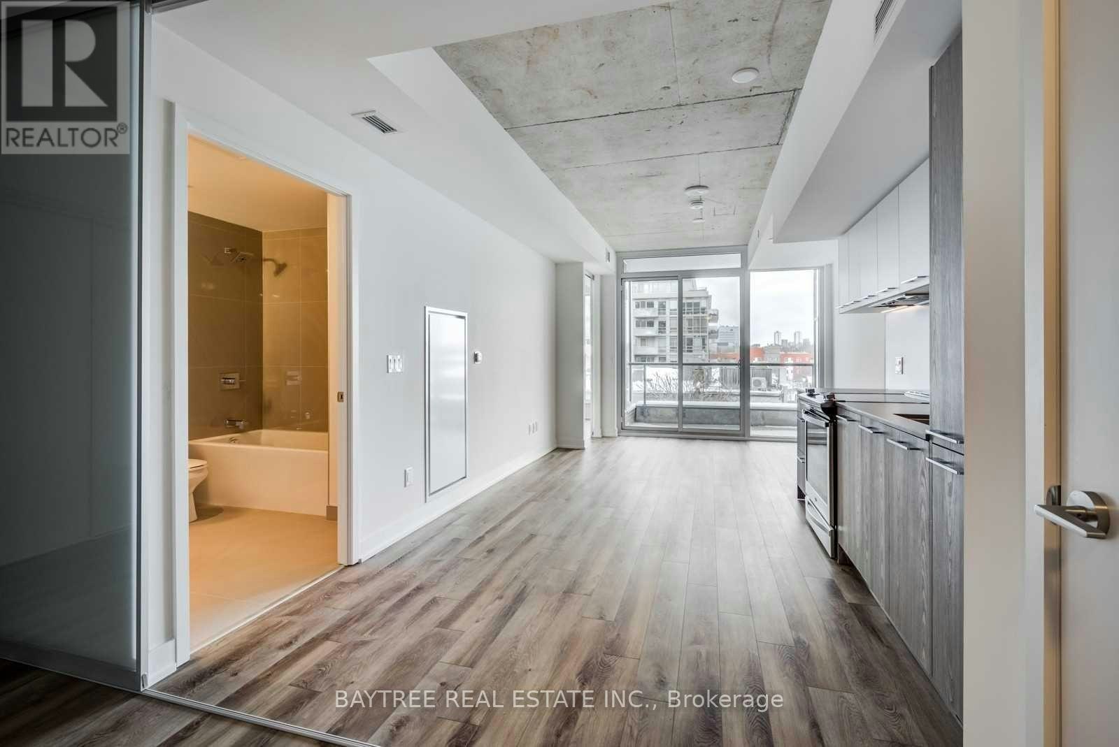 322-30 Baseball Place, Toronto, ON, M4M 0E8 - 2