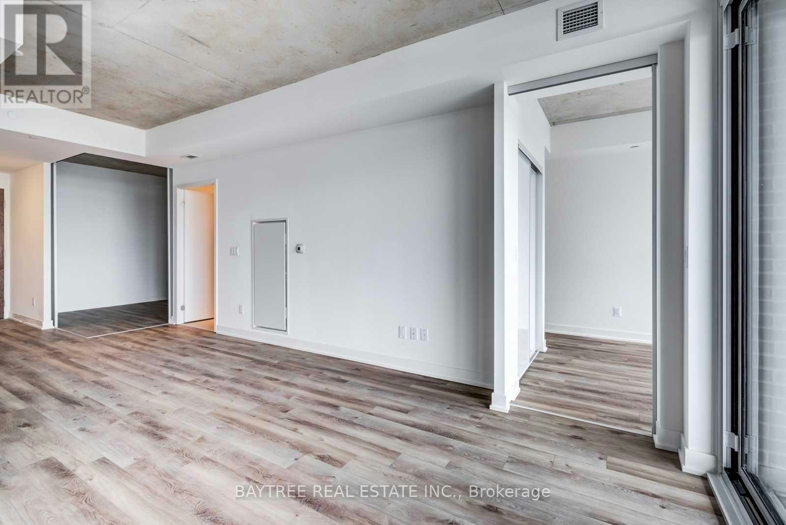 322-30 Baseball Place, Toronto, ON, M4M 0E8 - 6