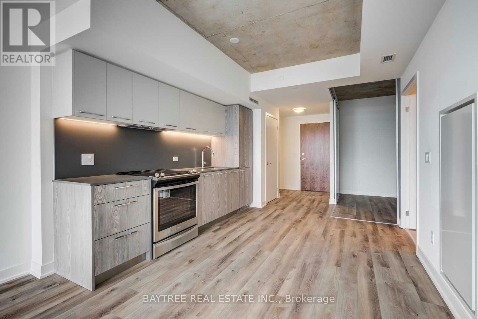 322-30 Baseball Place, Toronto, ON, M4M 0E8 - 4