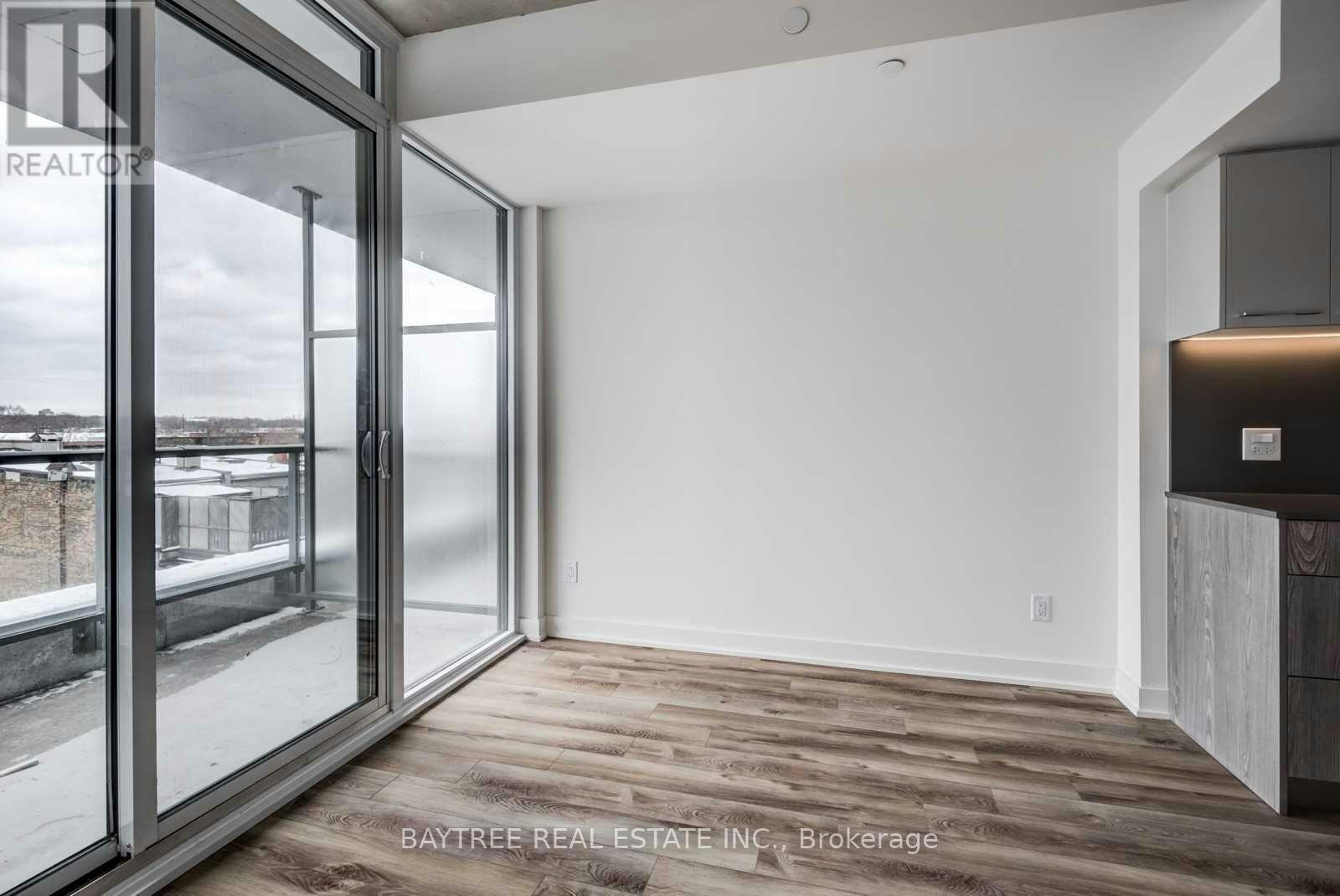 322-30 Baseball Place, Toronto, ON, M4M 0E8 - 7