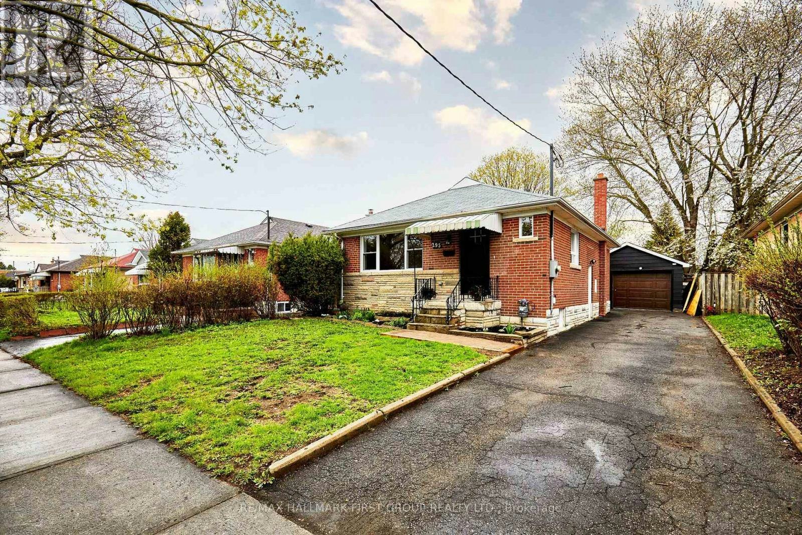 295 Baldwin Street, Oshawa, ON, L1H 6H5