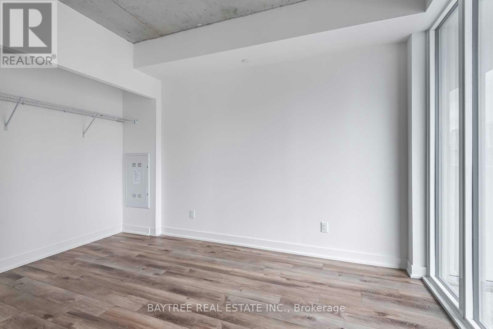914-30 Baseball Place, Toronto, ON, M4M 0E8 - 9