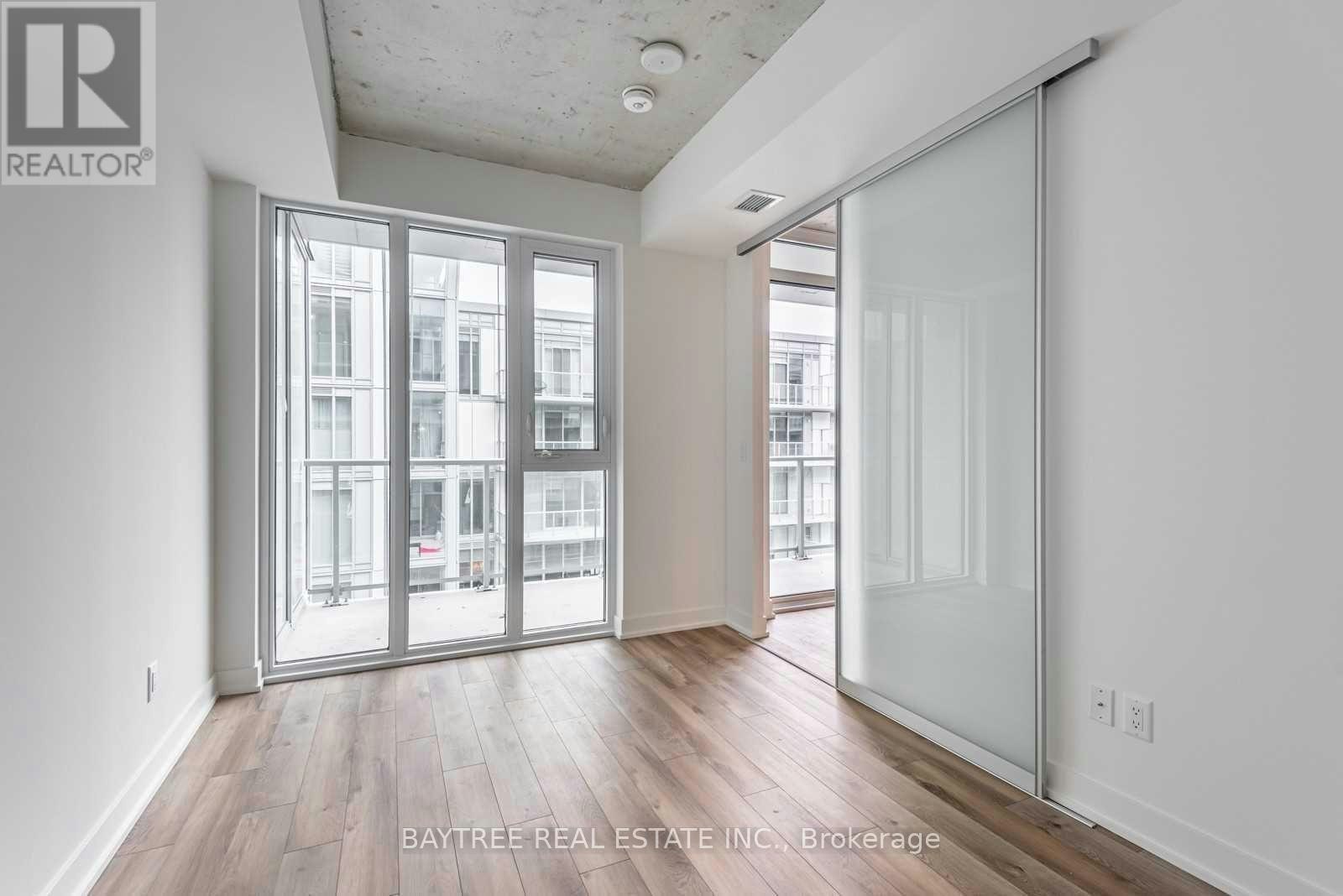 914-30 Baseball Place, Toronto, ON, M4M 0E8 - 11