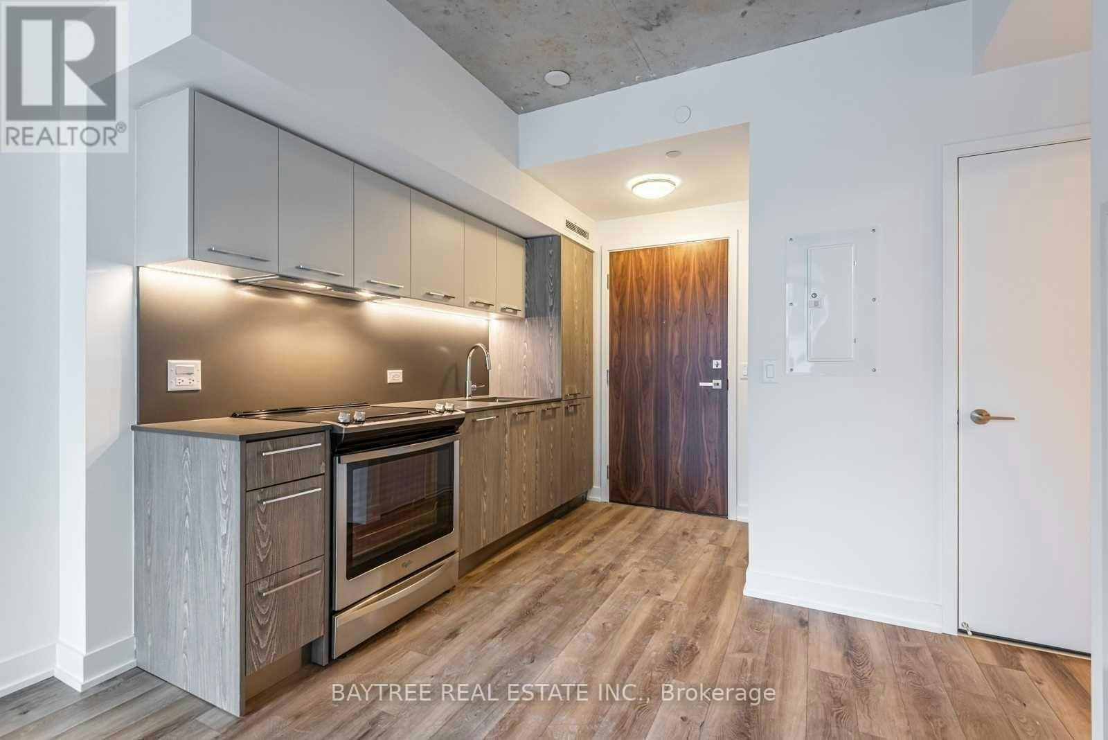 914-30 Baseball Place, Toronto, ON, M4M 0E8 - 3