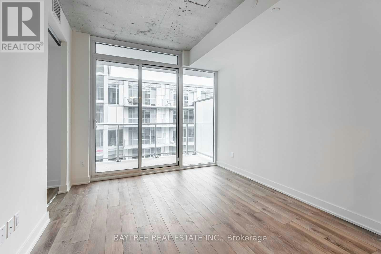 914-30 Baseball Place, Toronto, ON, M4M 0E8 - 6