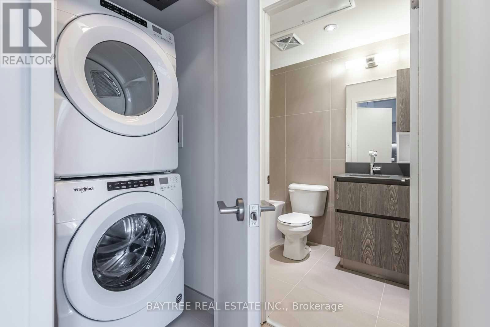 914-30 Baseball Place, Toronto, ON, M4M 0E8 - 13