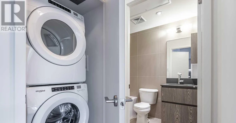 914-30 Baseball Place, Toronto, ON, M4M 0E8 - 13
