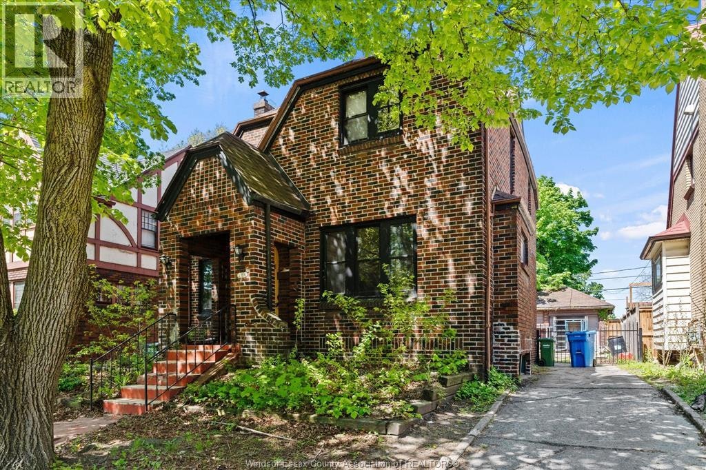 3056 Alexander Avenue, Windsor, ON, N9C 1G5