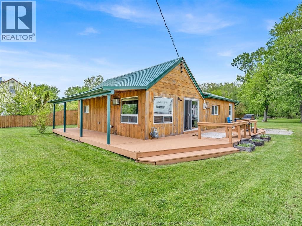 2420 County 20 Road W, Essex, ON, N0R 1G0