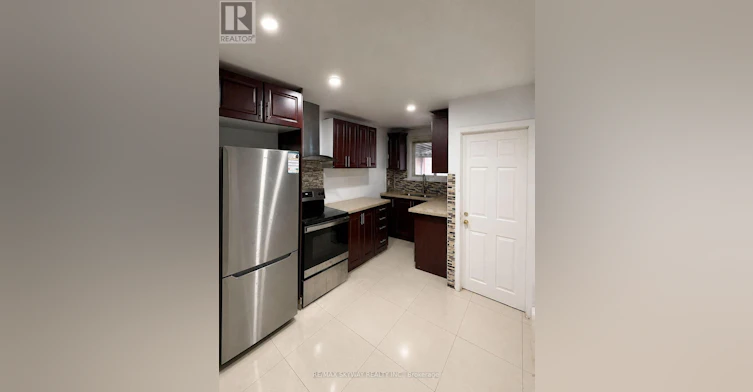 40 Dorward Drive, Toronto, ON, M9V 2J7 - 2