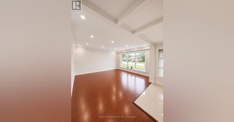 40 Dorward Drive, Toronto, ON, M9V 2J7 - 8