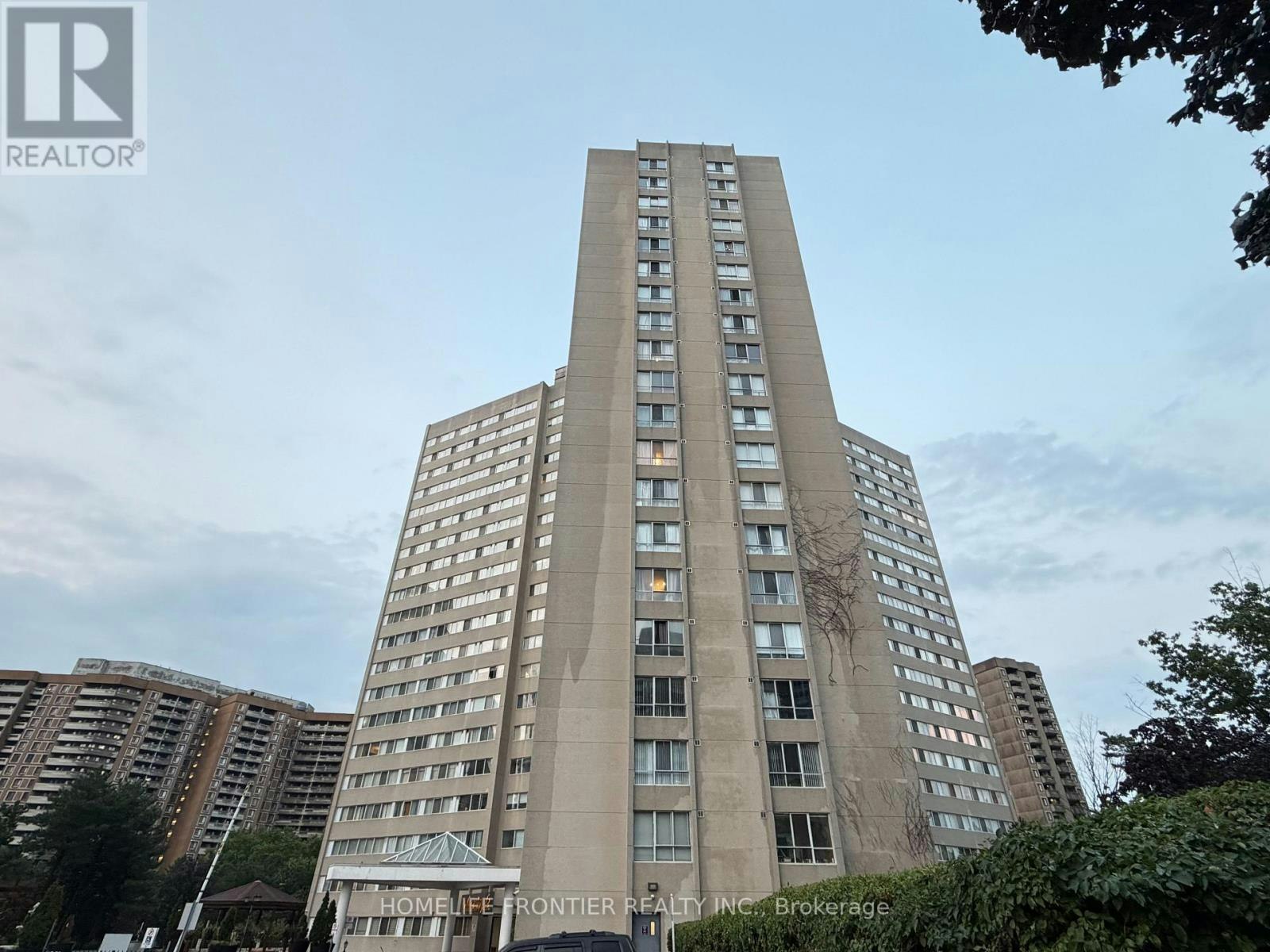 SPH7-3695 Kaneff Crescent, Mississauga, ON, L5A 4B6 - 30