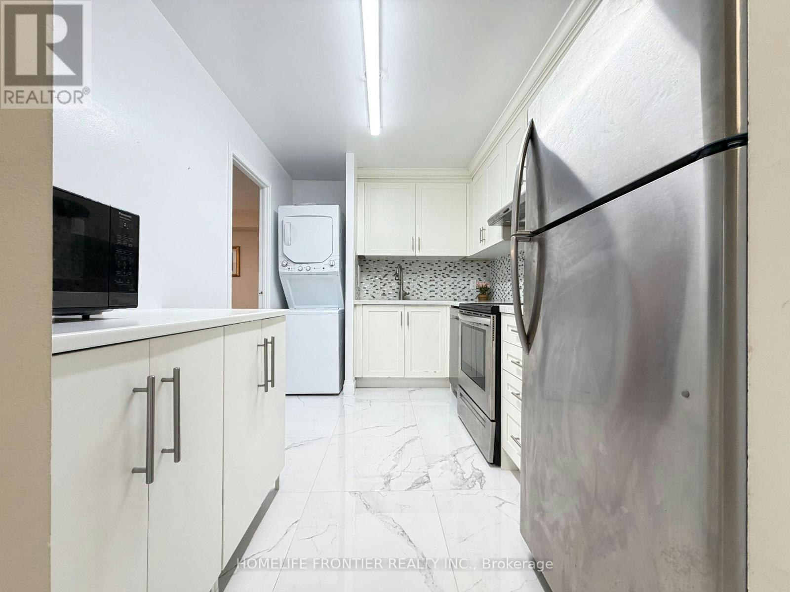 SPH7-3695 Kaneff Crescent, Mississauga, ON, L5A 4B6 - 12