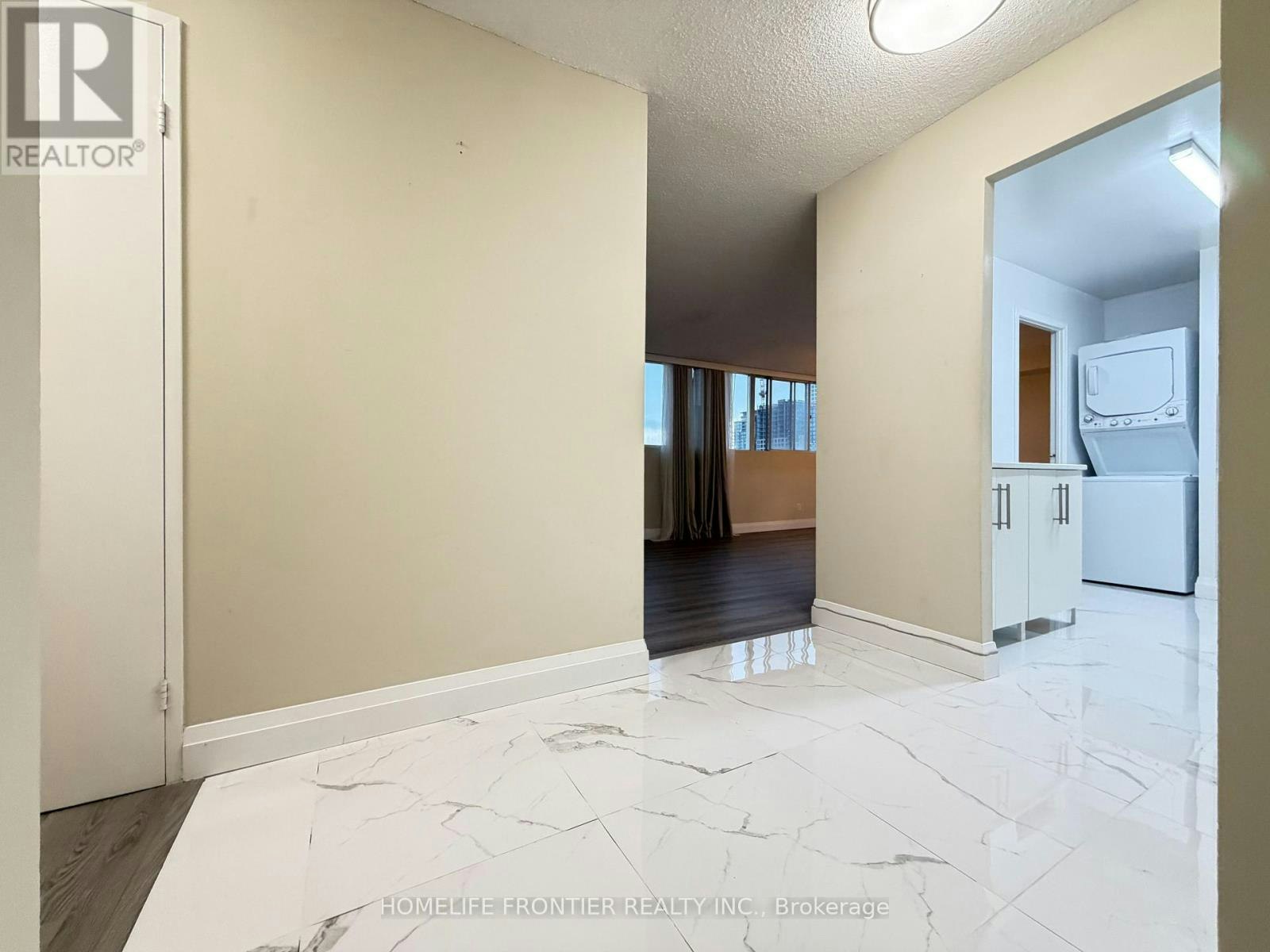 SPH7-3695 Kaneff Crescent, Mississauga, ON, L5A 4B6 - 13