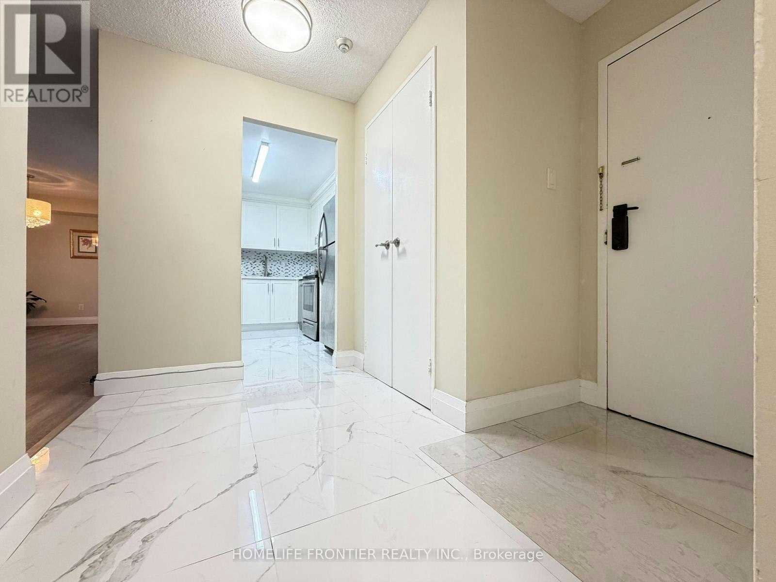 SPH7-3695 Kaneff Crescent, Mississauga, ON, L5A 4B6 - 9